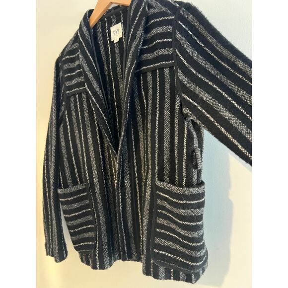 Gap Sweater Blanket Baja Jacket Bohemian Wool Black & White Size Small - Picture 3 of 8